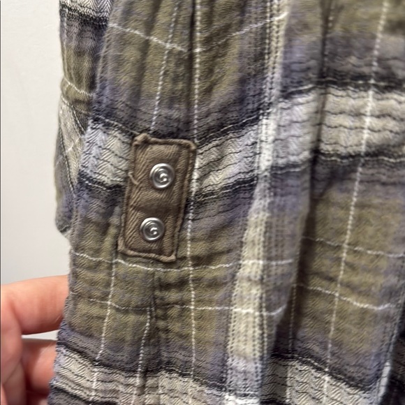 C&C California Olive and White Plaid Shirt - Picture 6 of 10